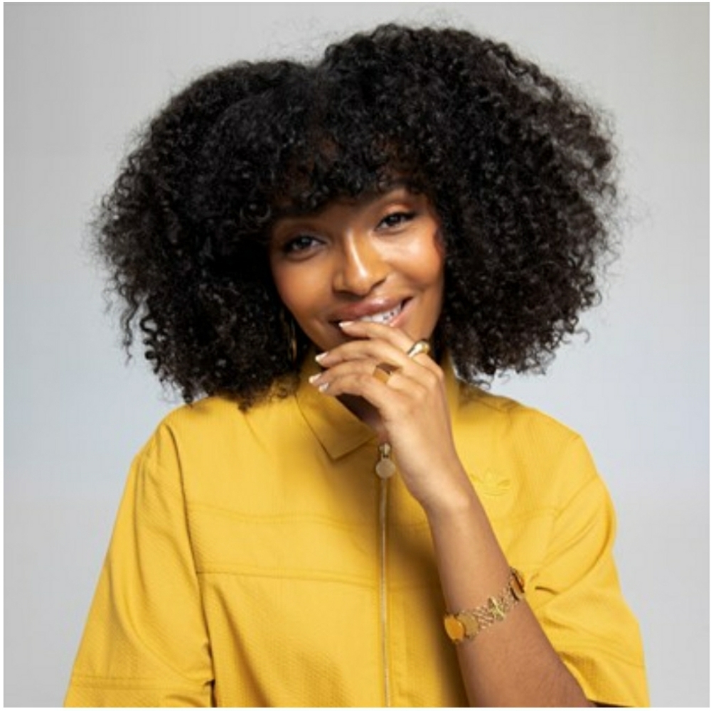 Yara Shahidi Seersucker Shirt & Shorts SET unisex - Picture 5 of 16